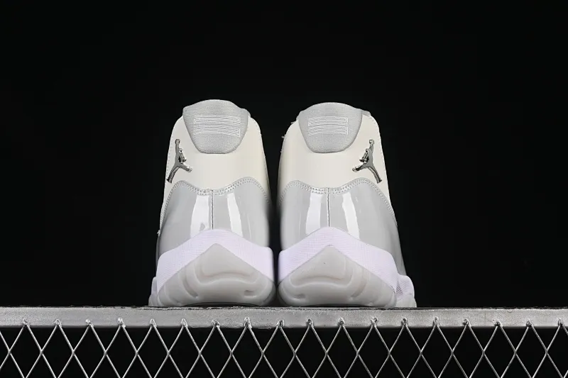 All categories Air Jordan Jordan series basketball shoes Air Jordan 11 Air Jordan 11 Retro "Grand Finale" AJ11 Joe 11 Pearl Gray AR0715-110